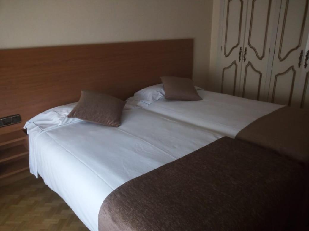 Apartaments Turistics Pirineu โซลเดว ภายนอก รูปภาพ